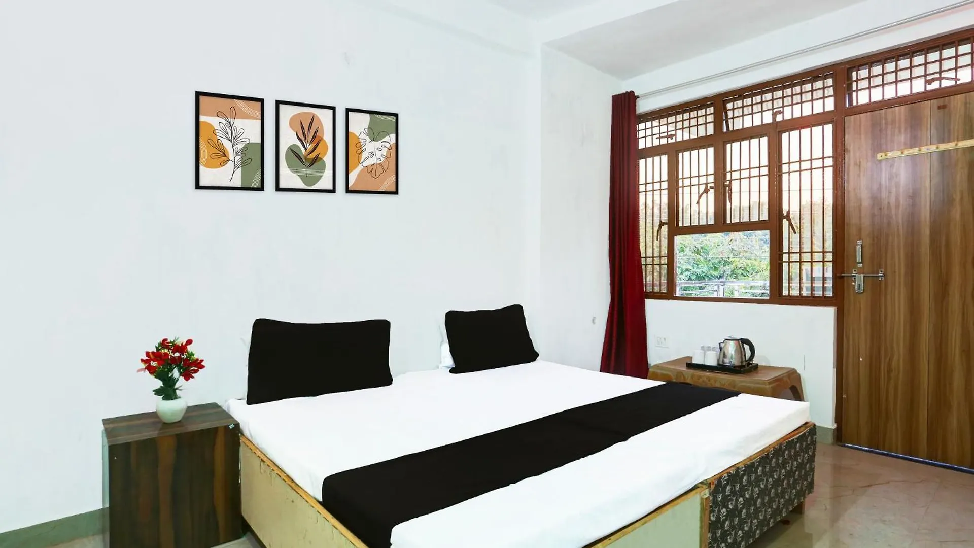 Hotel O 7 Star Hotel & Restaurant Agra  India