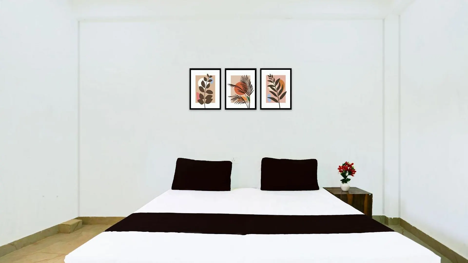 ***  Hotel O 7 Star Hotel & Restaurant Agra  India